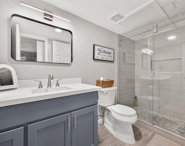 10001 Westpark Drive - Photo Thumbnail 18