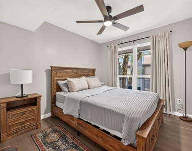 10001 Westpark Drive - Photo Thumbnail 15