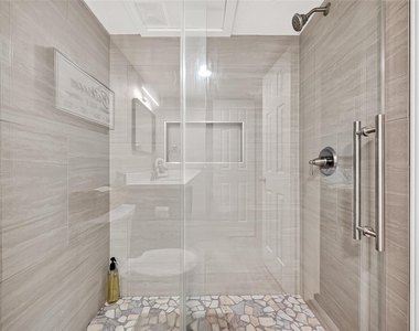 10001 Westpark Drive - Photo Thumbnail 19