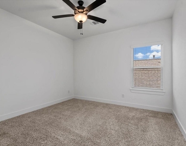 21706 Meridian Duskywing Drive - Photo Thumbnail 22
