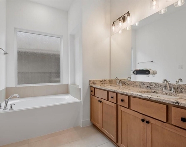 21706 Meridian Duskywing Drive - Photo Thumbnail 16
