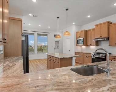 21706 Meridian Duskywing Drive - Photo Thumbnail 12