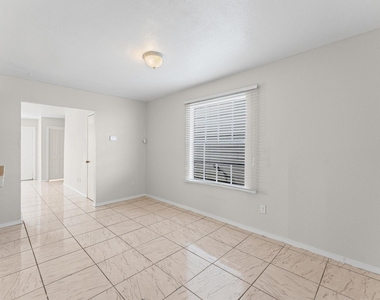 12206 Ormandy Street - Photo Thumbnail 7