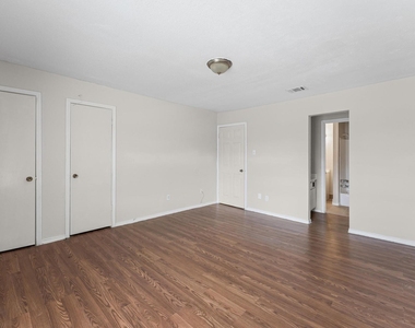 12206 Ormandy Street - Photo Thumbnail 15