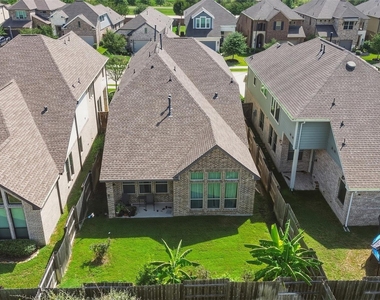 7035 Coneflower Creek Court - Photo Thumbnail 23