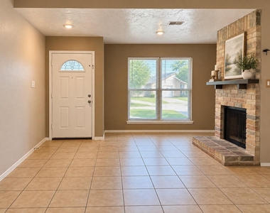 21311 Greenham Drive - Photo Thumbnail 2