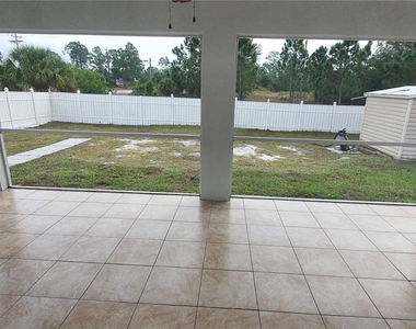 403 Lovers Avenue - Photo Thumbnail 1