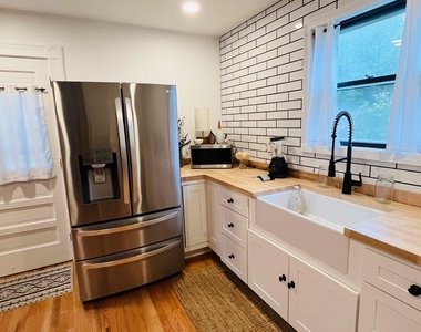 70 Fairmont - Photo Thumbnail 4