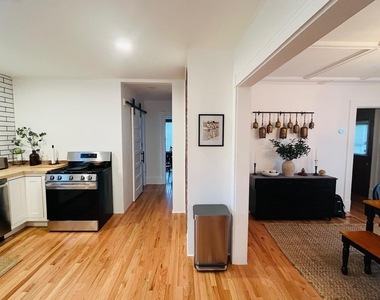 70 Fairmont - Photo Thumbnail 3