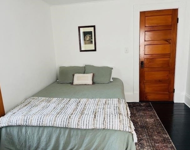70 Fairmont - Photo Thumbnail 18