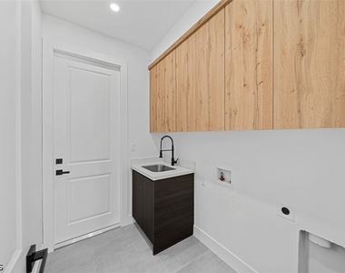 3623 Nw 45th Street - Photo Thumbnail 18
