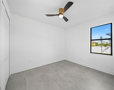 3623 Nw 45th Street - Photo Thumbnail 11