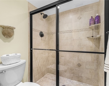 1926 Se 43rd Street - Photo Thumbnail 19