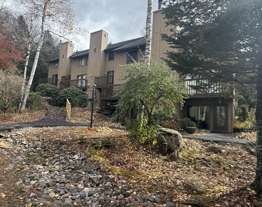 6 Windsor Hill - Photo Thumbnail 3