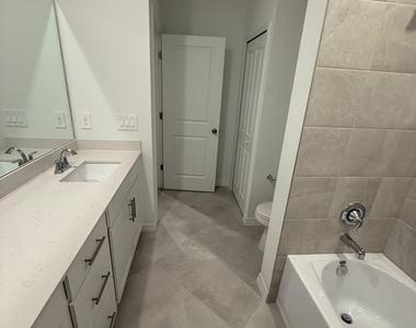 14828 Bluewater Road - Photo Thumbnail 14