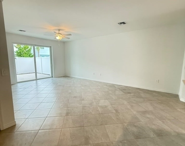 14828 Bluewater Road - Photo Thumbnail 4