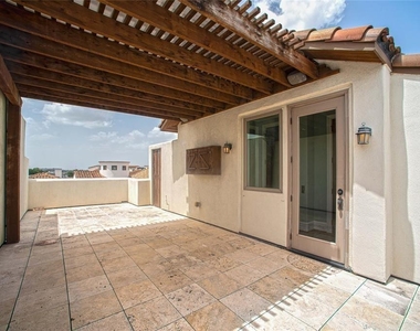 5323 Paseo Caceres Drive - Photo Thumbnail 36