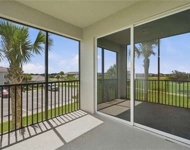 5479 Double Eagle Circle - Photo Thumbnail 22