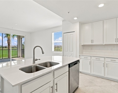 5479 Double Eagle Circle - Photo Thumbnail 6