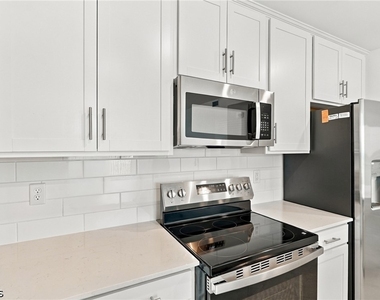5479 Double Eagle Circle - Photo Thumbnail 8