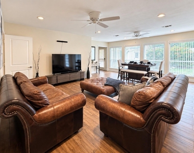 5103 Darnell Street - Photo Thumbnail 8