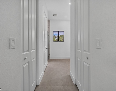 1728 Kismet Parkway W - Photo Thumbnail 24