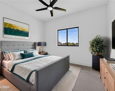 1728 Kismet Parkway W - Photo Thumbnail 17