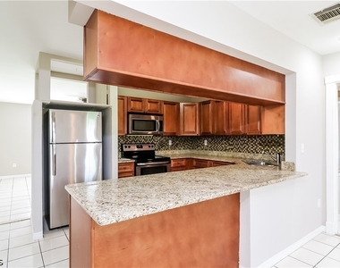 4295 Natchez Terrace - Photo Thumbnail 6