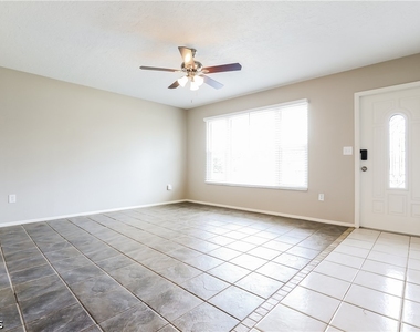 18457 Ohara Drive - Photo Thumbnail 1