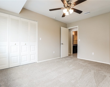 18457 Ohara Drive - Photo Thumbnail 12