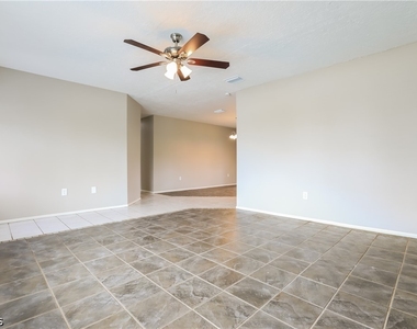 18457 Ohara Drive - Photo Thumbnail 2