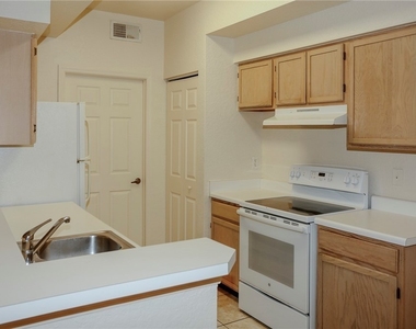 4650 Saint Croix Lane - Photo Thumbnail 5