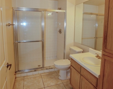 4650 Saint Croix Lane - Photo Thumbnail 12