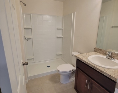 2603 65th Street W - Photo Thumbnail 6