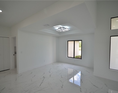 1234 Bermar Street - Photo Thumbnail 6