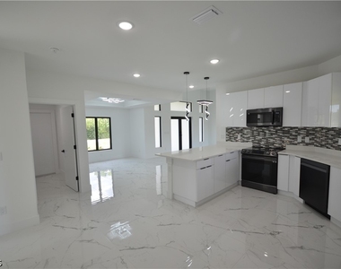 1234 Bermar Street - Photo Thumbnail 10