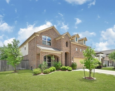 18307 Shallow Hill Court - Photo Thumbnail 1