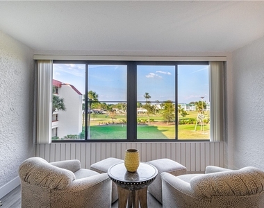 7402 Lake Breeze Drive - Photo Thumbnail 3