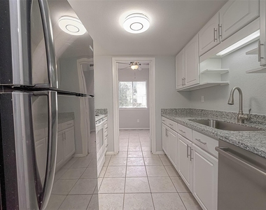 12829 Briarwest Circle - Photo Thumbnail 19