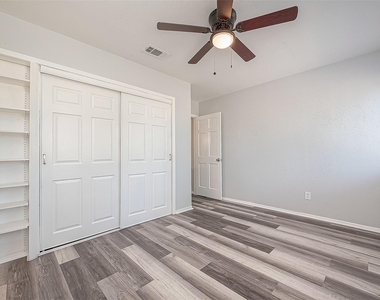 12829 Briarwest Circle - Photo Thumbnail 13
