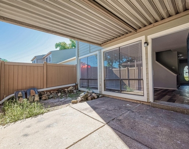 12829 Briarwest Circle - Photo Thumbnail 40