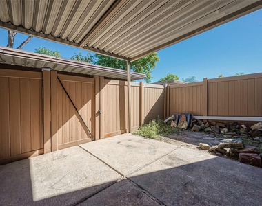 12829 Briarwest Circle - Photo Thumbnail 39