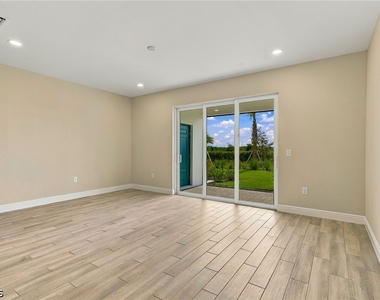 5137 Draco Circle - Photo Thumbnail 7
