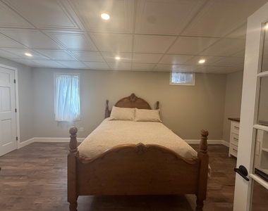 181 Whitney  Brook - Photo Thumbnail 9