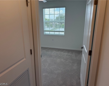 18411 Copperhead Court N - Photo Thumbnail 3