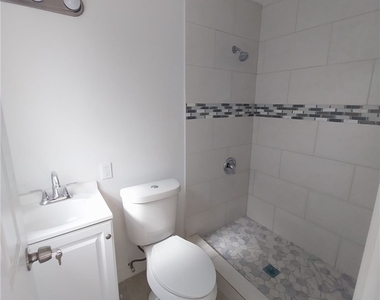 317 Tarpon Drive - Photo Thumbnail 10