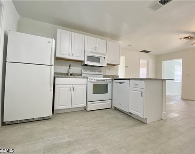 317 Tarpon Drive - Photo Thumbnail 8