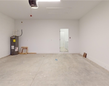 20506 Copperhead Drive - Photo Thumbnail 14
