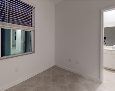 20506 Copperhead Drive - Photo Thumbnail 13