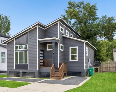 2614 Noble Street - Photo Thumbnail 2